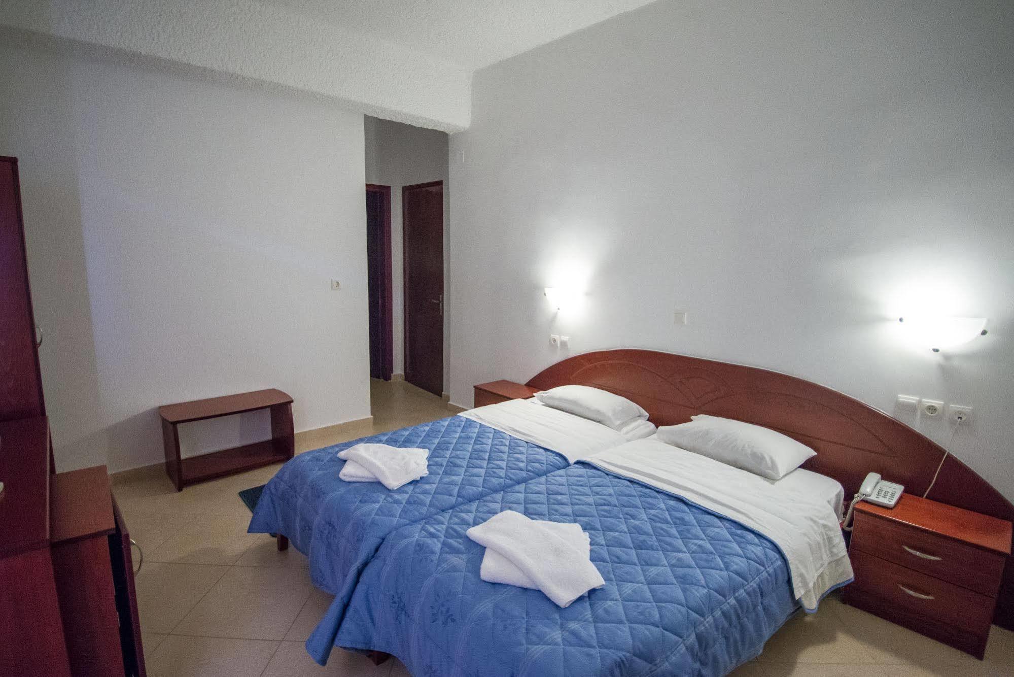 Poseidon Beach Hotel Кастросикия Экстерьер фото